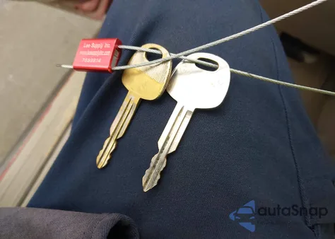 2005 Hyundai Tucson Gls/Lx from USA, damaged, VIN KM8JN12D35U123220